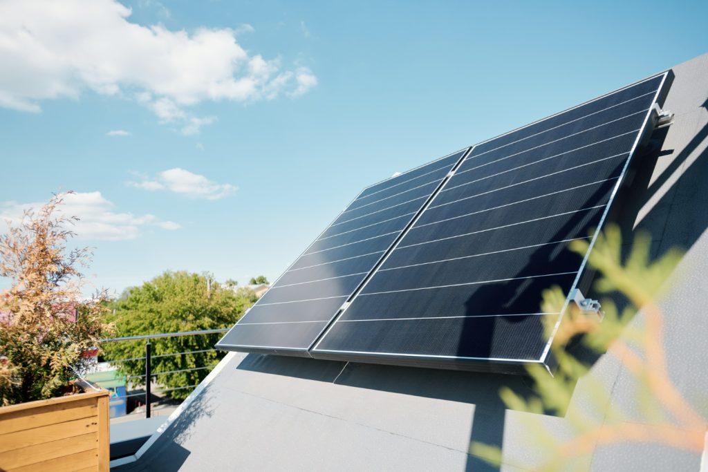 panneaux photovoltaïques sur maison